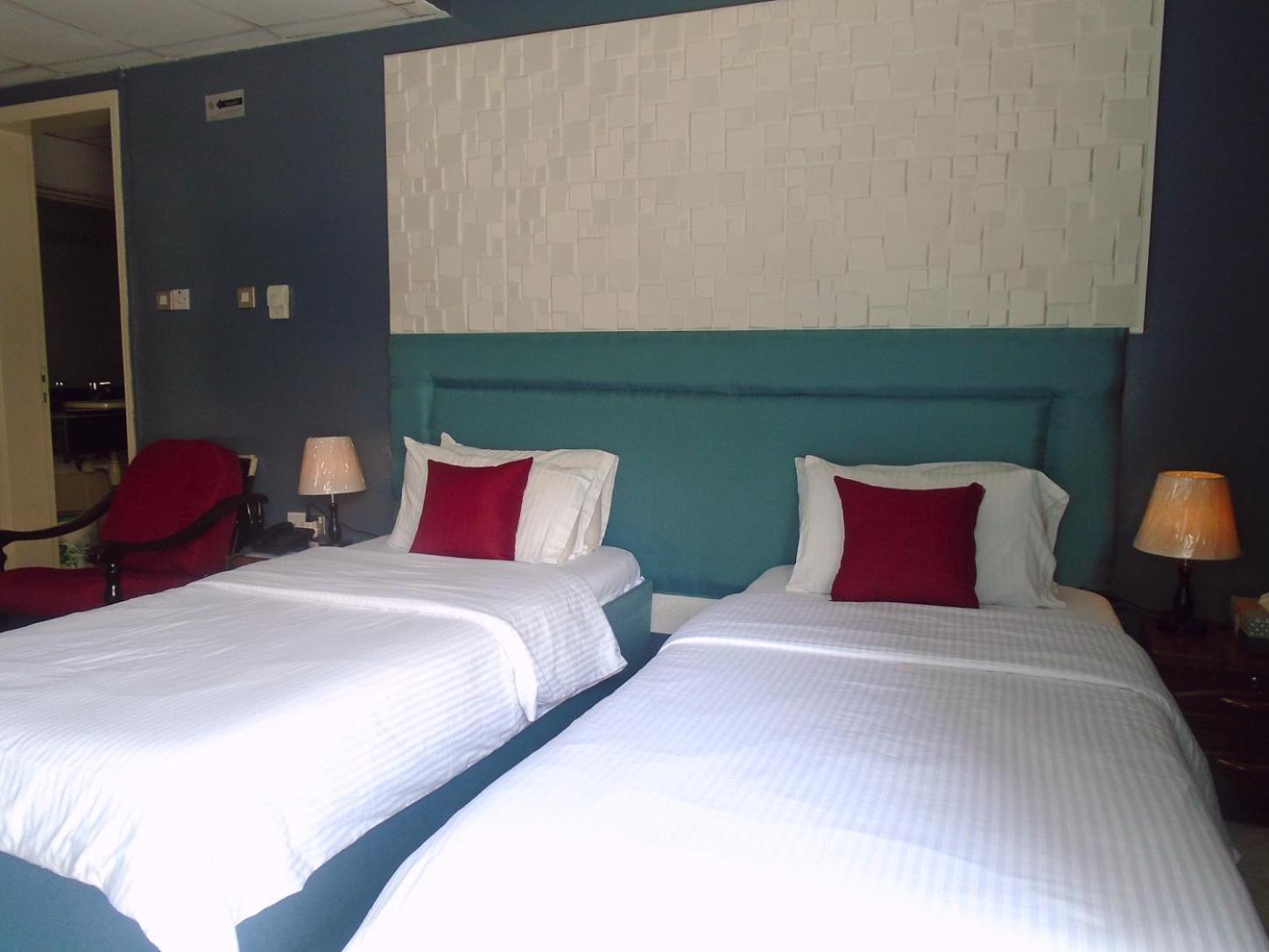 Sky Hotel Apartments Dubai Exterior foto
